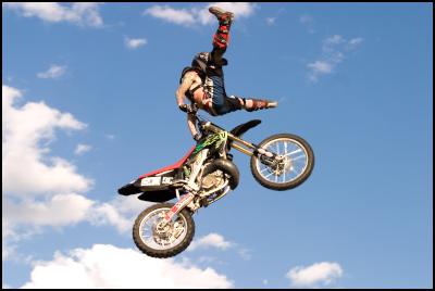 Kiwi rider Luke
Smith performs a daring stunt