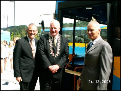 Left to Right Ross
Martin CEO Infratil Public Transport, His Worship the Mayor
George Wood, John Taylor, Manager North
Star.