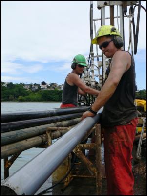 ProDrill drillers
James and Ray preparing to extract the core from a drill
barrel at Orakei Basin, Auckland.