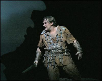 Simon O’Neill as
Siegmund. Photo credit: Ken Howard - Metropolitan Opera, New
York.