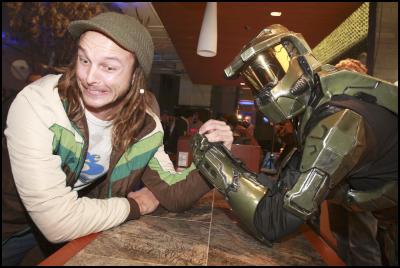 TV star Ben Boyce
and Master Chief