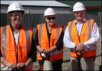 Deputy Police
Commission Lyn Provost, Police Minister Annette King and
Progressive Party Leader and Sydenam MP Jim Anderton at the
sod-turning