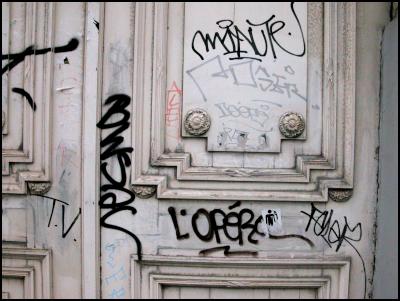 tagged door,
brussels