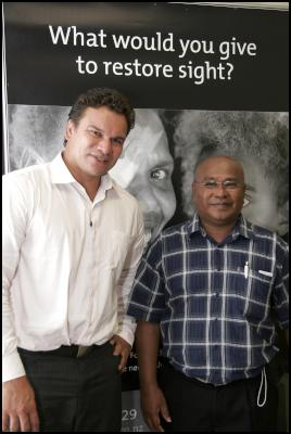 Michael Jones and
The Fred Hollows Foundation NZ’s top Pacific Eye Surgeon,
John Szetu are campaigning to restore sight in the
Pacific.