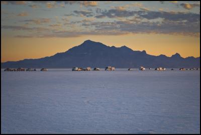Sunrise on the
Bonneville Salt Flats. The tracks are open and the teams
waiting in the pits have been released - Bonneville Speed
Week 2009, Tuesday 11th August 2009, Bonnveville Salt Flats
Utah, USA. Photo: David Ayres