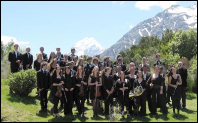 Photo caption: 
Christchurch Youth Symphony Orchestra ready to play mountain
music - Aoraki Mount Cook.