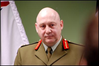 Chief of Defence
Force Lieutenant General Rhys Jones