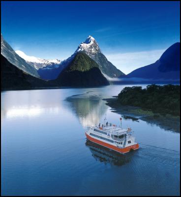 Sinbad Valley to
the left of iconic Mitre Peak in New Zealand’s Milford
Sound 