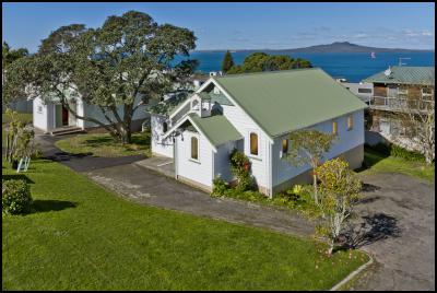 Gereja Presbiterian di Castor Bay, Selandia Baru. Foto: scoop.co.nz
