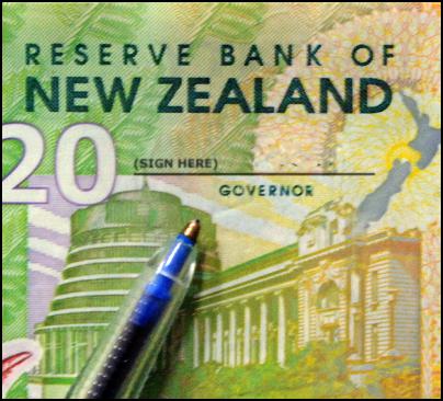 new zealand reserve bank, twenty dollar bill, money, signature, reserve bank governor