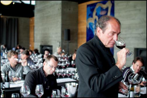Mr Georg Riedel
tastes  a Central Otago Pinot Noir at the glass tasting
workshop. Credit Jackie Gay, Still Vision
Photography