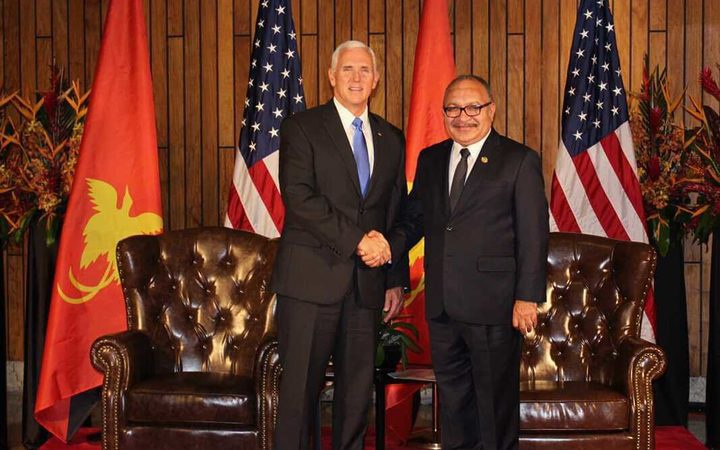 US Vice President
Mike Pence and Papua New Guinea Prime Minister Peter O'Neill
during the 2018 APEC Leaders Summit in Port Moresby. Photo:
APEC Papua New Guinea Media team 