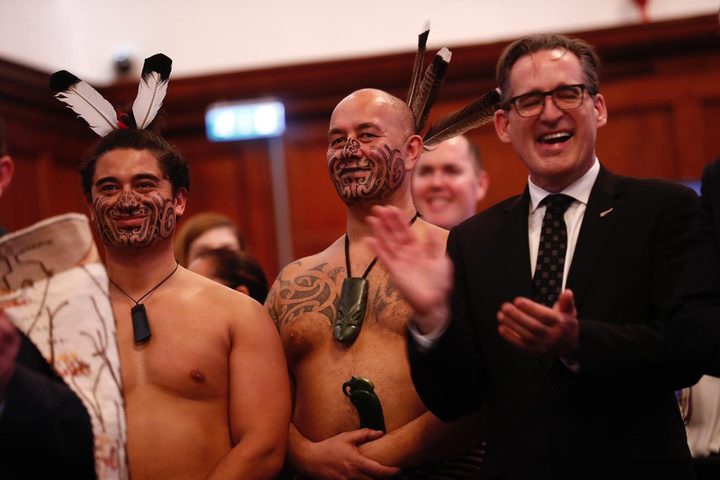Ngāti Rānana with
New Zealand diplomat Hamish Cooper. Photo: New Zealand
Embassy in Ireland 