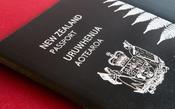 NZ
passport/uruwhenua