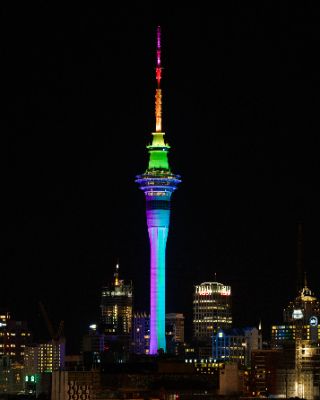 Sky Tower Shines Bright To Celebrate COVID-19 Alert Level 1 In Auckland |  Scoop News